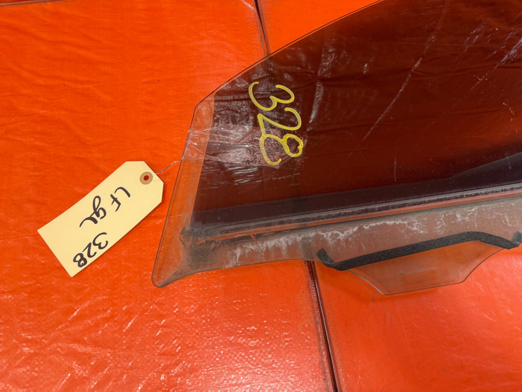 08 15 INFINITI G37 & Q60    2D COUPE   DRIVER LEFT DOOR WINDOW GLASS   OEM #3287