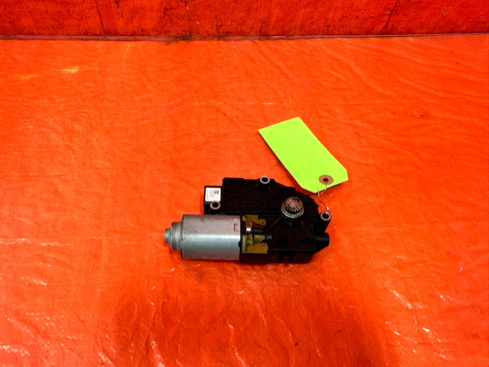 10 13 HYUNDAI GENESIS COUPE 3.8L   SUNROOF MOONROOF SLIDING ROOF MOTOR   OEM 2994