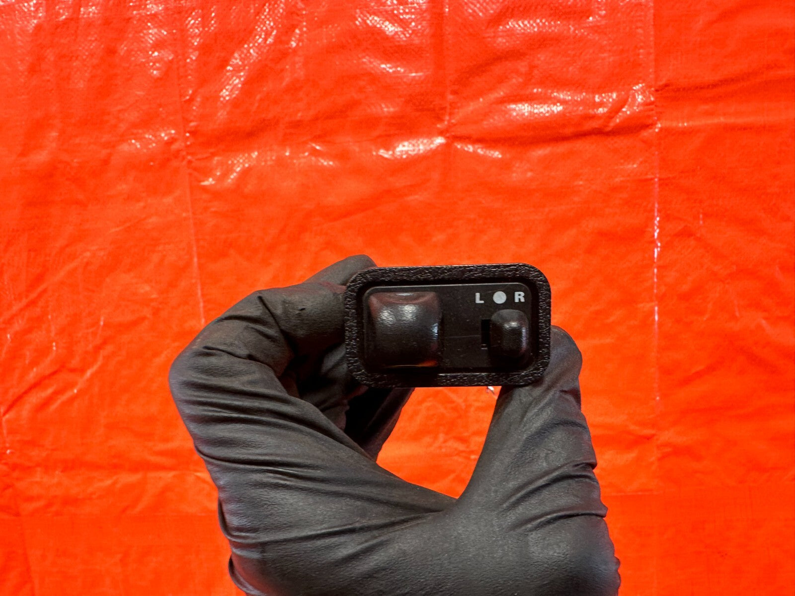 90 97 MAZDA MX 5 MIATA   POWER MIRROR CONTROL SWITCH BUTTON   OEM #2675