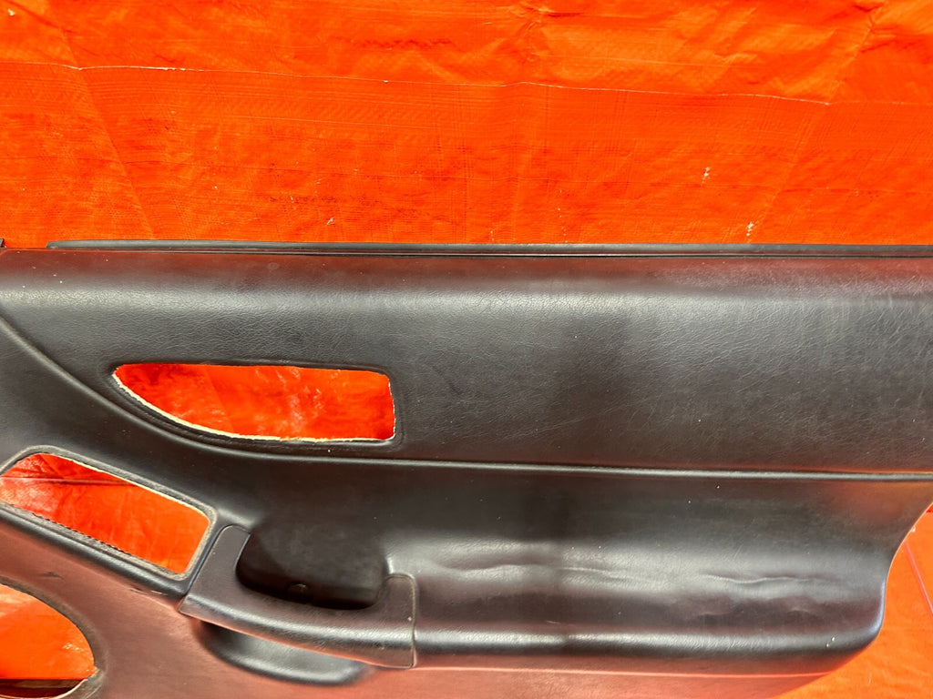 93 97 HONDA DEL SOL   LEFT AND RIGHT DOOR PANELS   ALL BLACK   OEM #29523