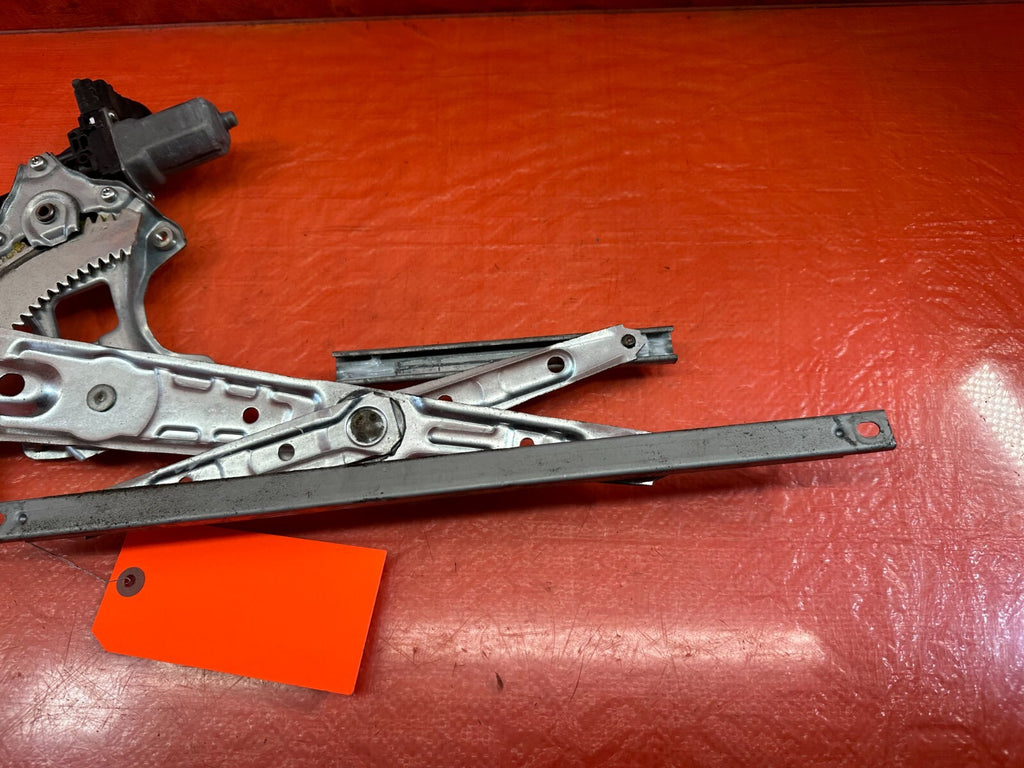 14 20 INFINITI Q50   DRIVER LEFT REAR   WINDOW REGULATOR W/ MOTOR   OEM #2422