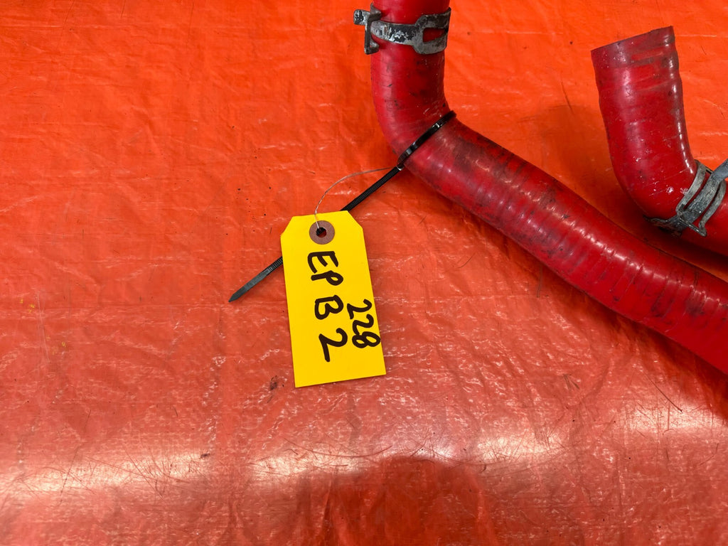 94 01 ACURA INTEGRA   RADIATOR HOSES   UNKNOWN BRAND   RED COLOR   #2285