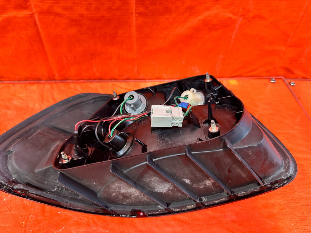 93 97 HONDA DEL SOL   LEFT AND RIGHT TAIL LIGHTS LAMPS   OEM FACTORY #2728
