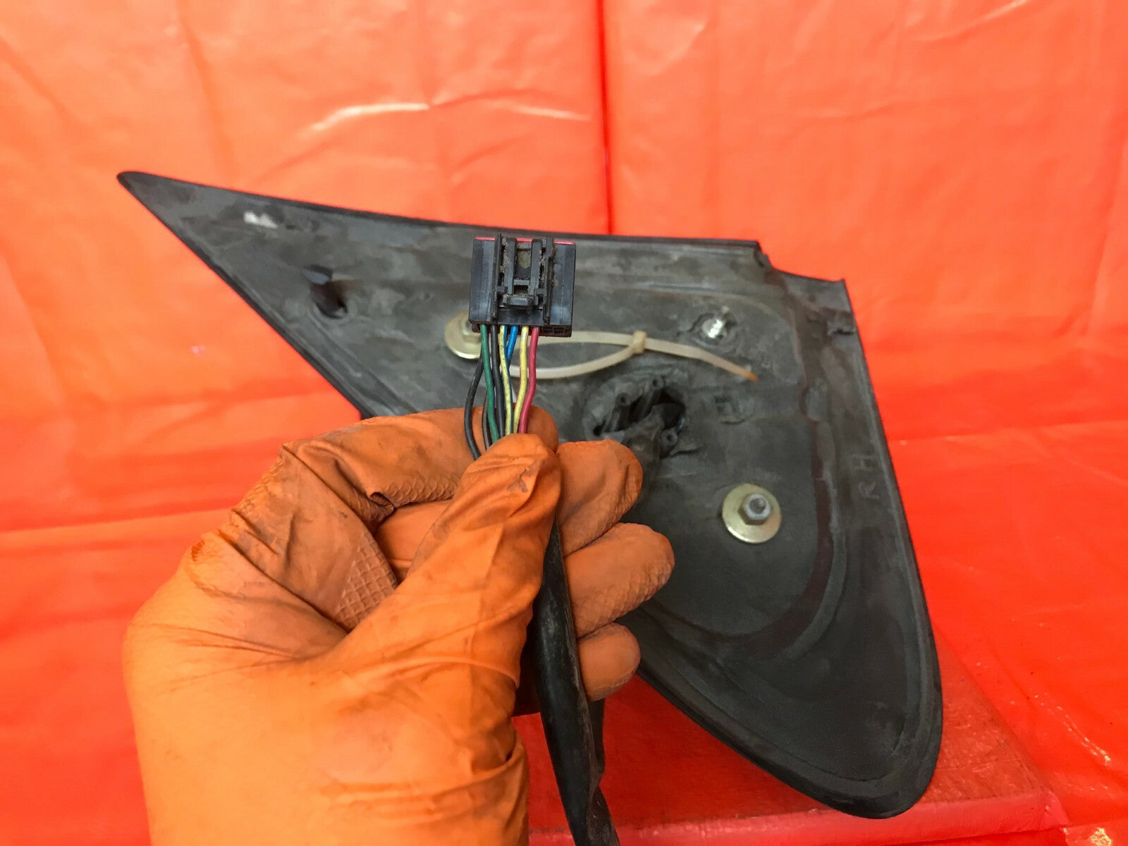 OEM 2004 FORD EXPEDITION PASSENGER RIGHT SIDE VIEW MIRROR   PUDDLE LIGHT   HEAT 5
