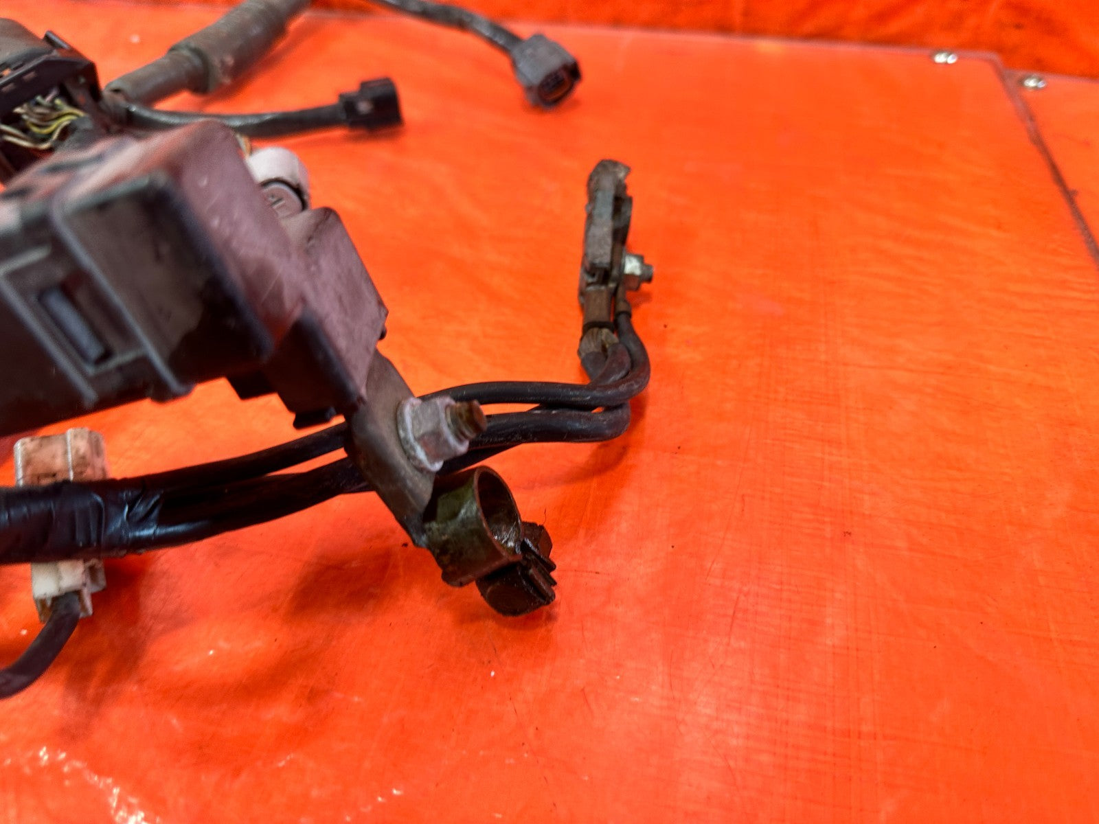 09 11 MAZDA RX8 RX 8   ENGINE HARNESS   PART THAT CONNECTS TO BATTERY ONLY   OEM11