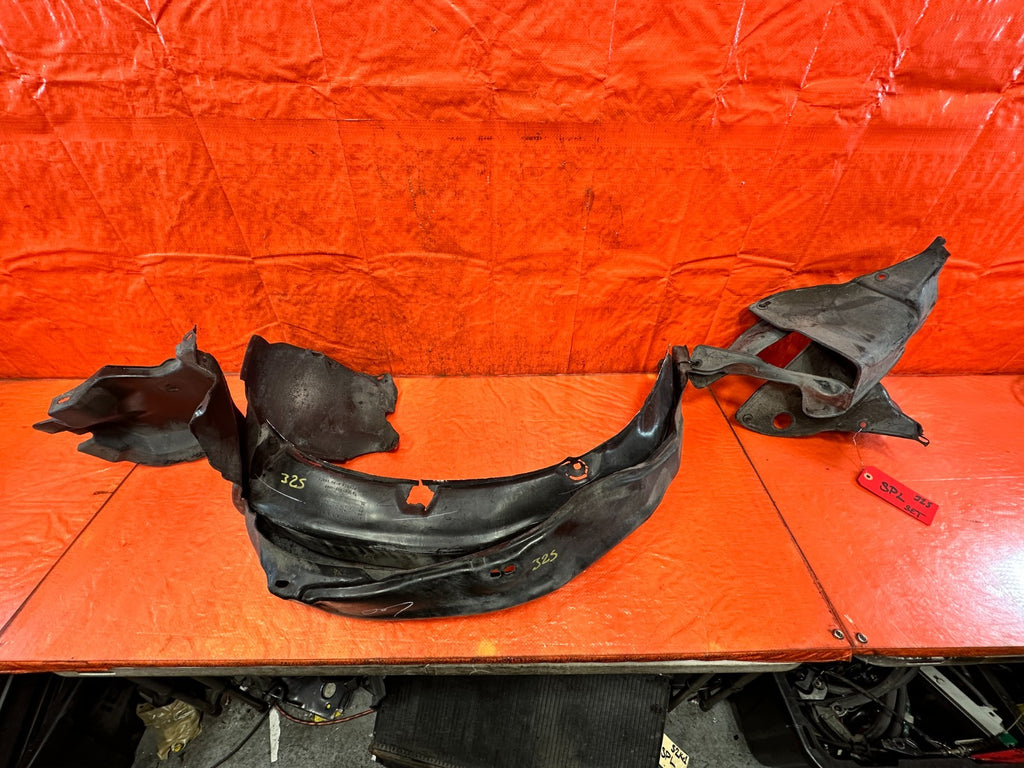 90 91 HONDA CIVIC HATCHBACK FENDER LINERS LEFT AND RIGHT OEM FACTORY 3250