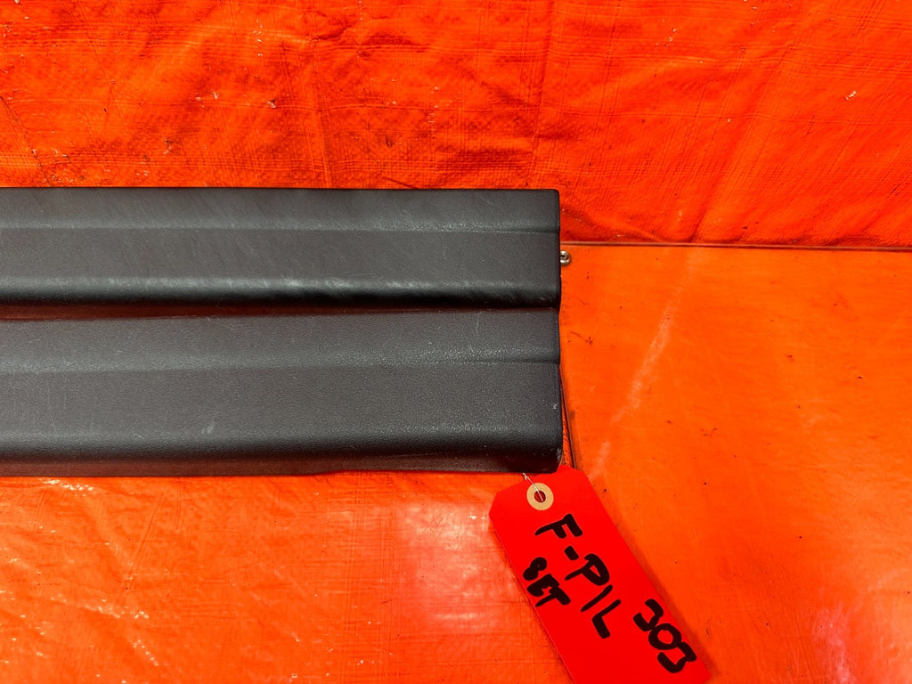 09 11 MAZDA RX8 RX 8   LEFT AND RIGHT FLOOR PILLARS SCUFF PLATE SET   OEM 3031