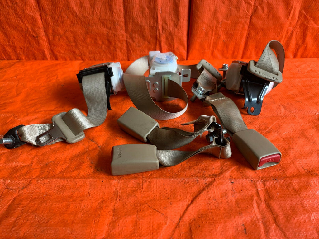 OEM 2006 06 HONDA ACCORD LX SEDAN   REAR SEAT BELT SET   LEFT CENTER RIGHT TAN7