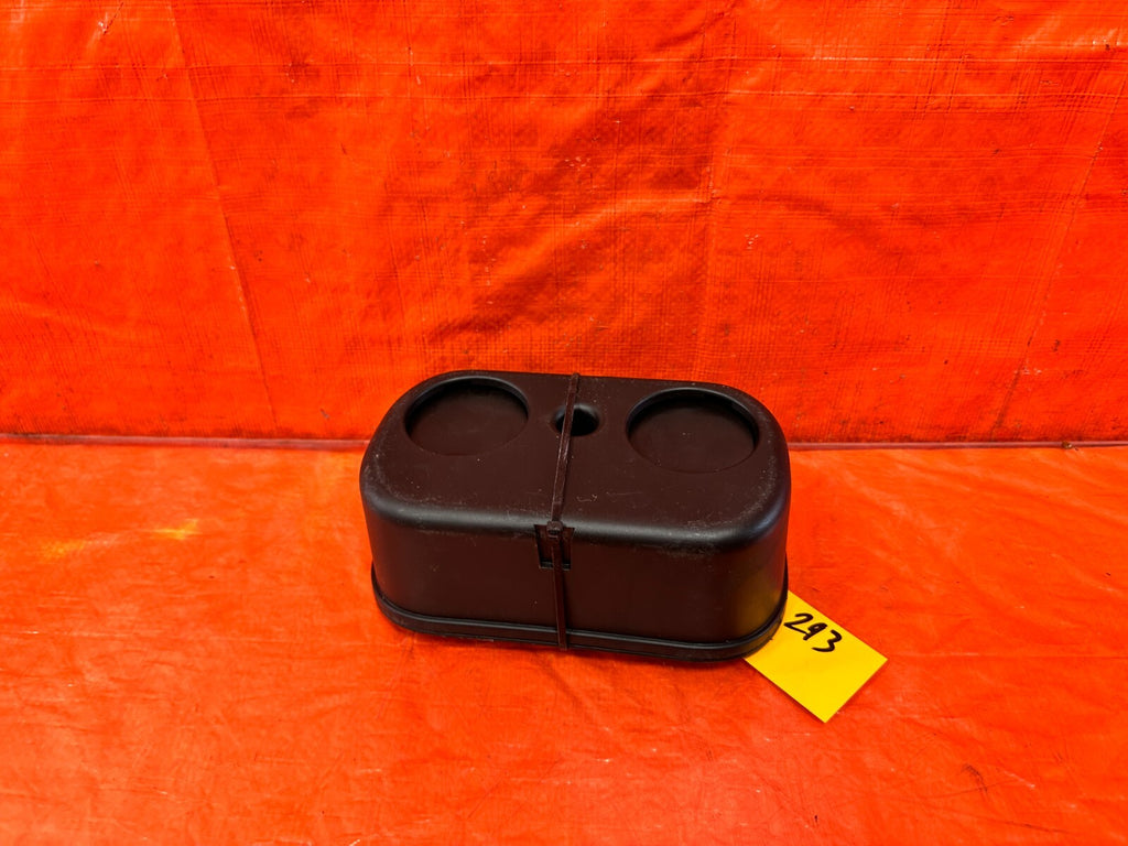 13 16 SCION FRS   17 20 86 13 20 BRZ ARM REST CENTER CONSOLE CUP HOLFER OEM #2932