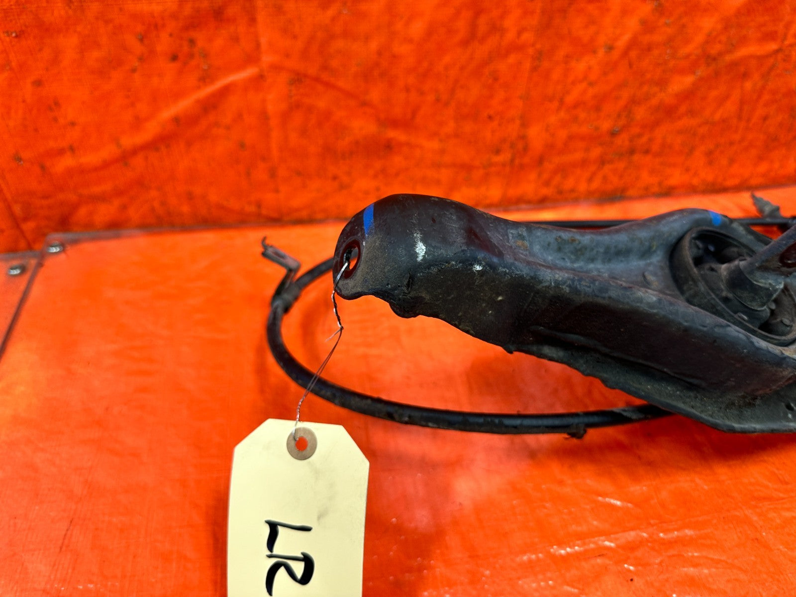 90 91 HONDA CIVIC HATCHBACK   DRIVER LEFT REAR TRAILING ARM LOWER ARM   OEM 3257