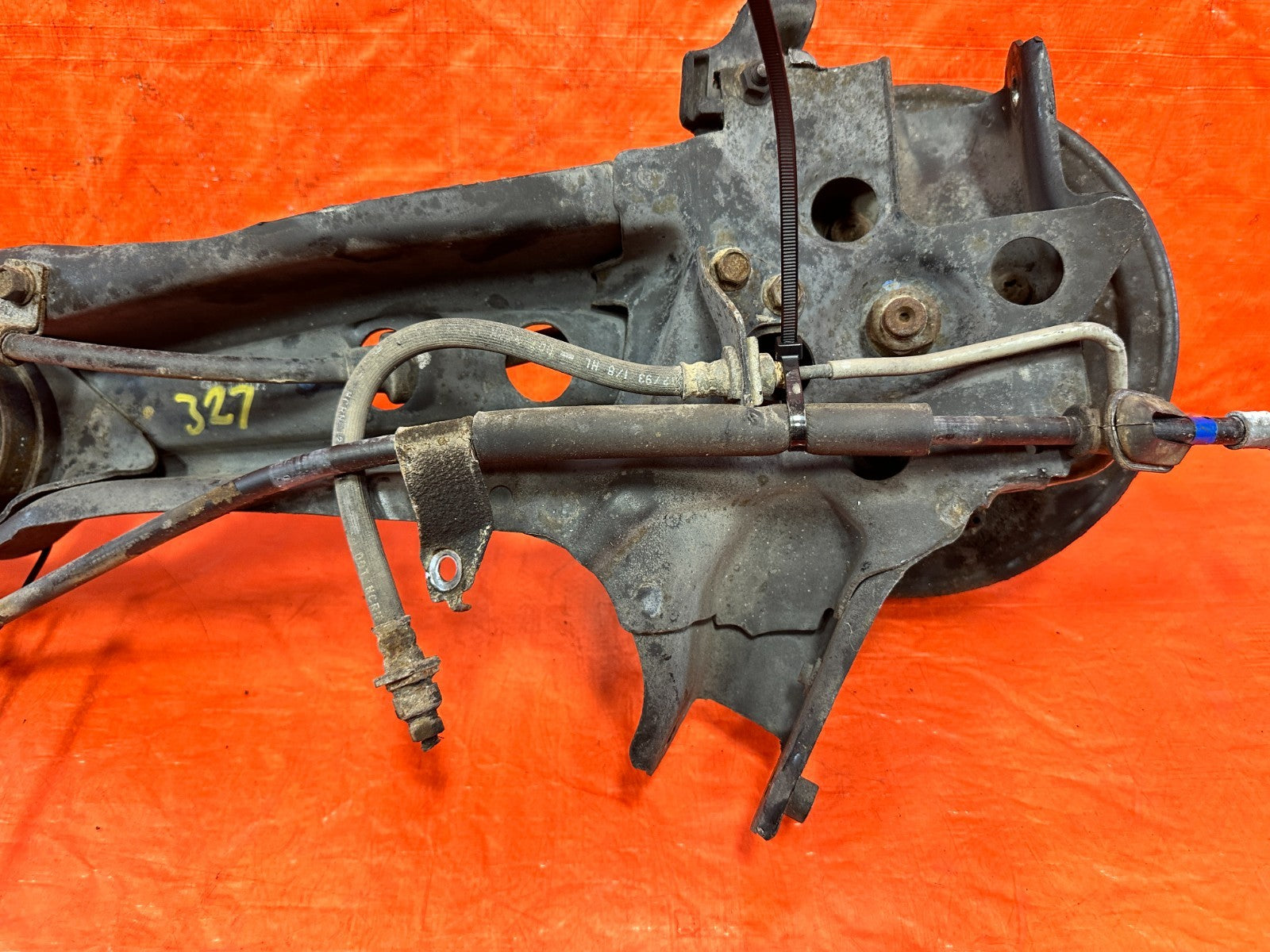 92 95 HONDA CIVIC   DRIVER LEFT REAR TRAILING ARM CONTROL ARM   OEM 32721