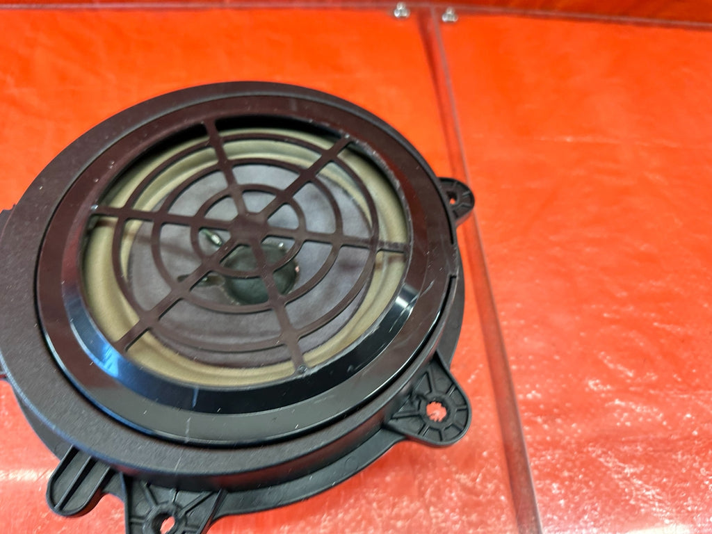 10 16 PORSCHE PANAMERA   DRIVER LEFT REAR   BOSE SPEAKER   OEM FACTORY #655