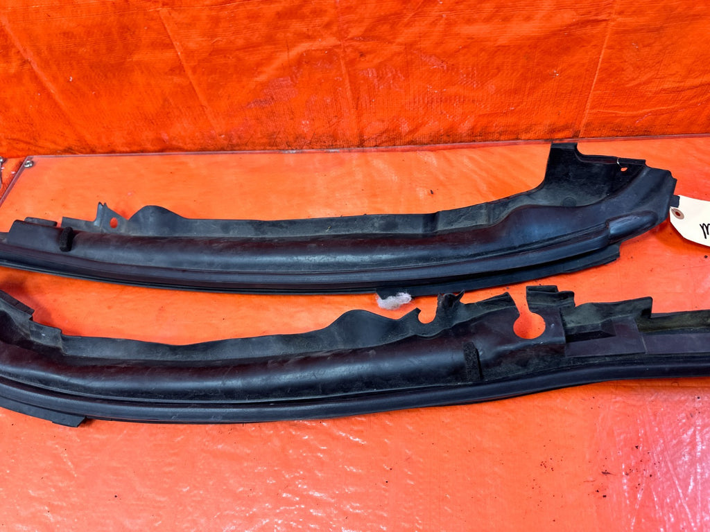 08 15 INFINITI G37 Q60 COUPE LEFT RIGHT FENDER TRIM MOLDINGS SET #3296