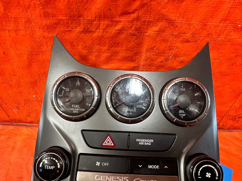 13 16 HYUNDAI GENESIS COUPE   AC HEATER CLIMATE CONTROL W/ OIL FUEL TORQUE GAUGE2
