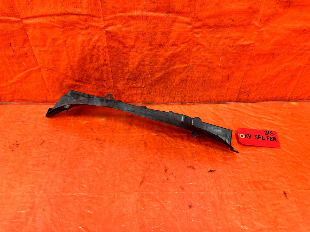 02-06 ACURA RSX - PASSENGER RIGHT FENDER TRIM FENDER ENCLOSURE - OEM 3150