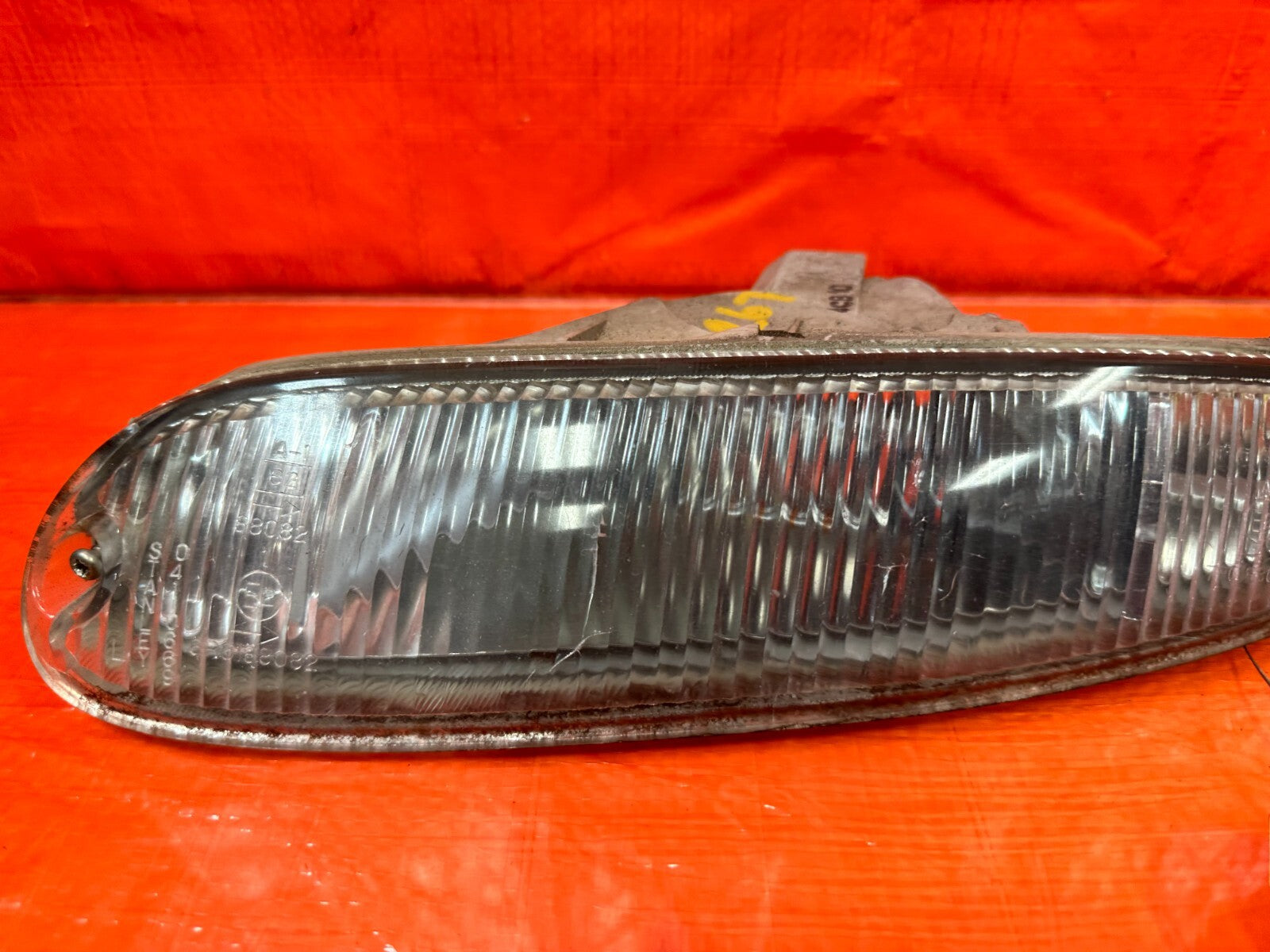 90 97 MAZDA MX 5 MIATA   DRIVER LEFT   FRONT BUMPER SIGNAL CORNER LIGHT OEM #2677