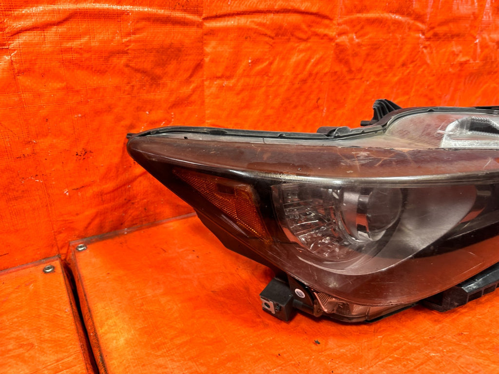 14 17 INFINITI Q50   LEFT AND RIGHT   NON AFS   HEADLIGHTS HEADLAMPS   OEM4