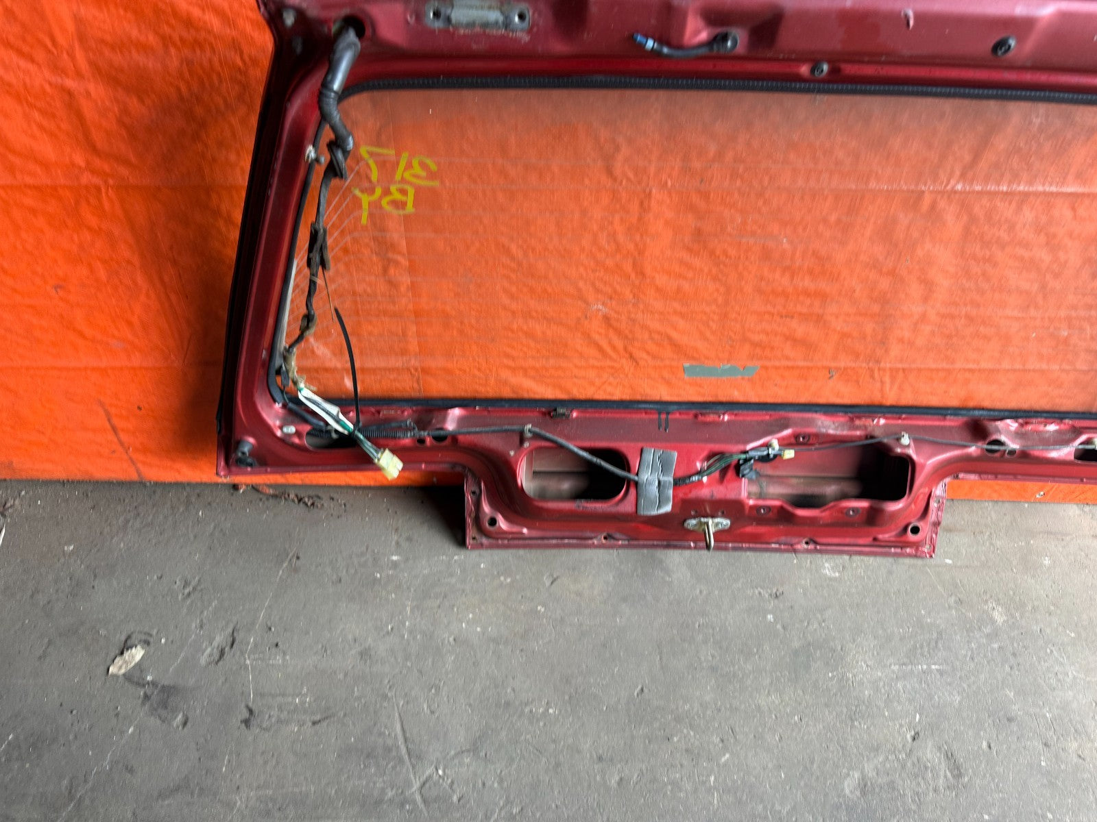 90 91 HONDA CIVIC HATCHBACK   TRUNK REAR DECK LID TAIL GATE HATCH LATCH OEM 31713