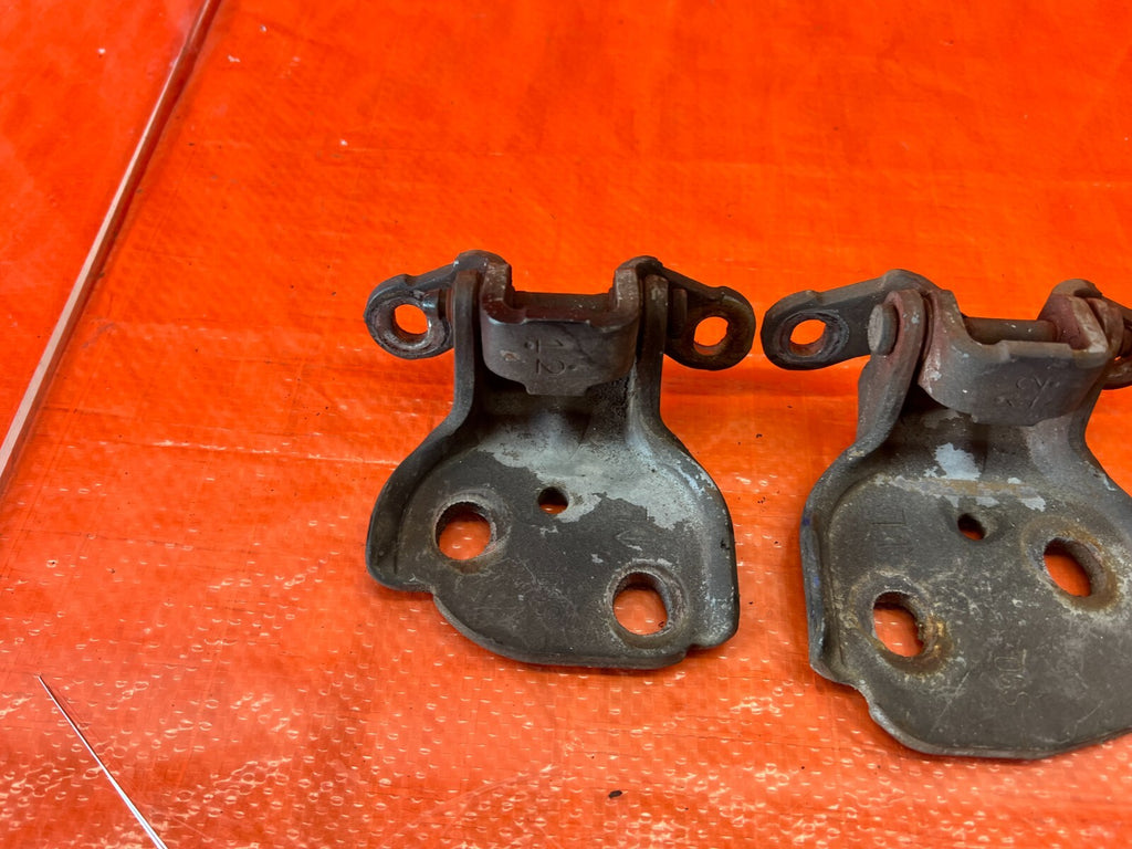 92 96 HONDA PRELUDE   PASSENGER RIGHT FRONT DOOR HINGE SET UPPER LOWER OEM #1386