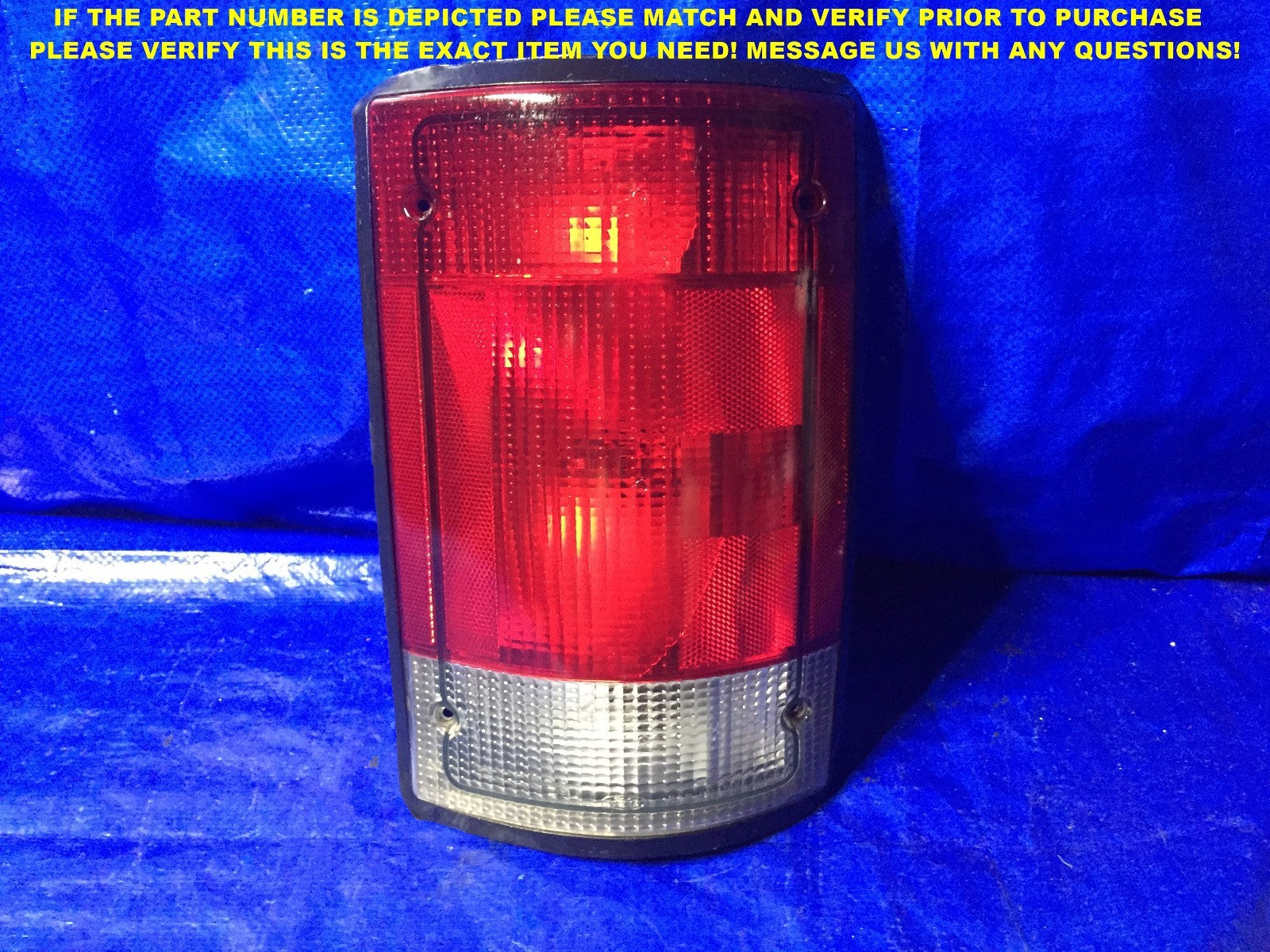 OEM 97 98 99 00 01 02 03 04 FORD E150 E250 E350 VAN PASSENGER RIGHT TAIL LIGHT R0