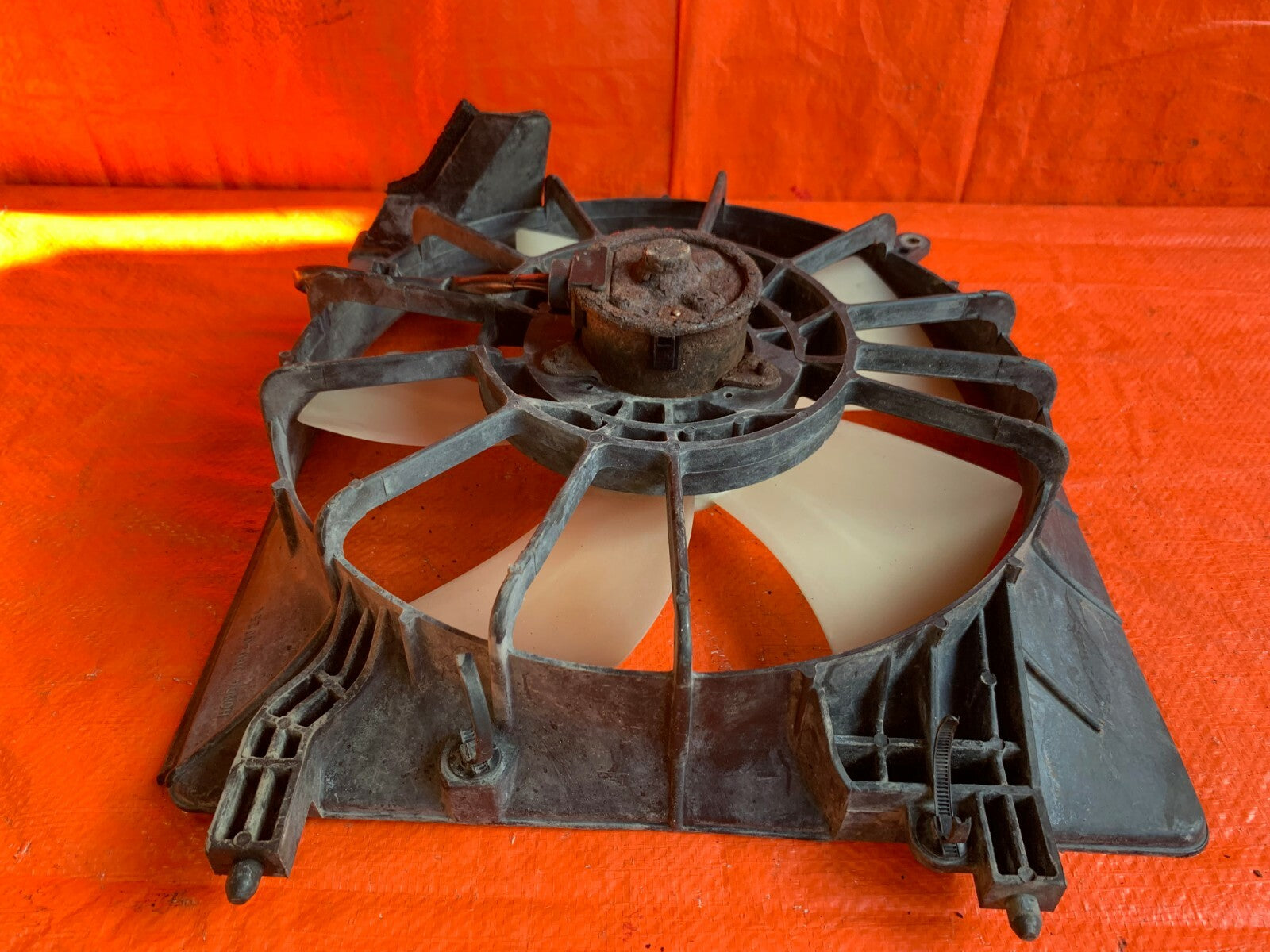 OEM 2004 04 ACURA RSX TYPE S   K20A2 RADIATOR COOLING FAN 5 BLADE MODEL3