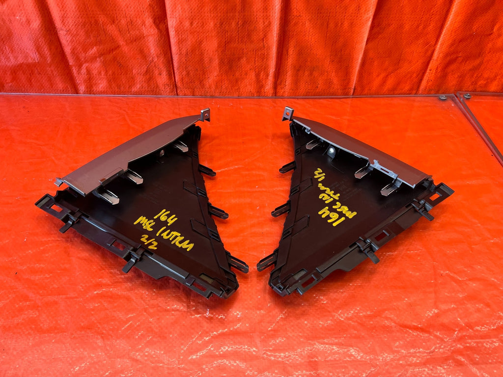 13 16 SCION FRS & 17 20 86   BLACK W/ RED STITCHING   KNEE TRIM   LEFT & RIGHT10