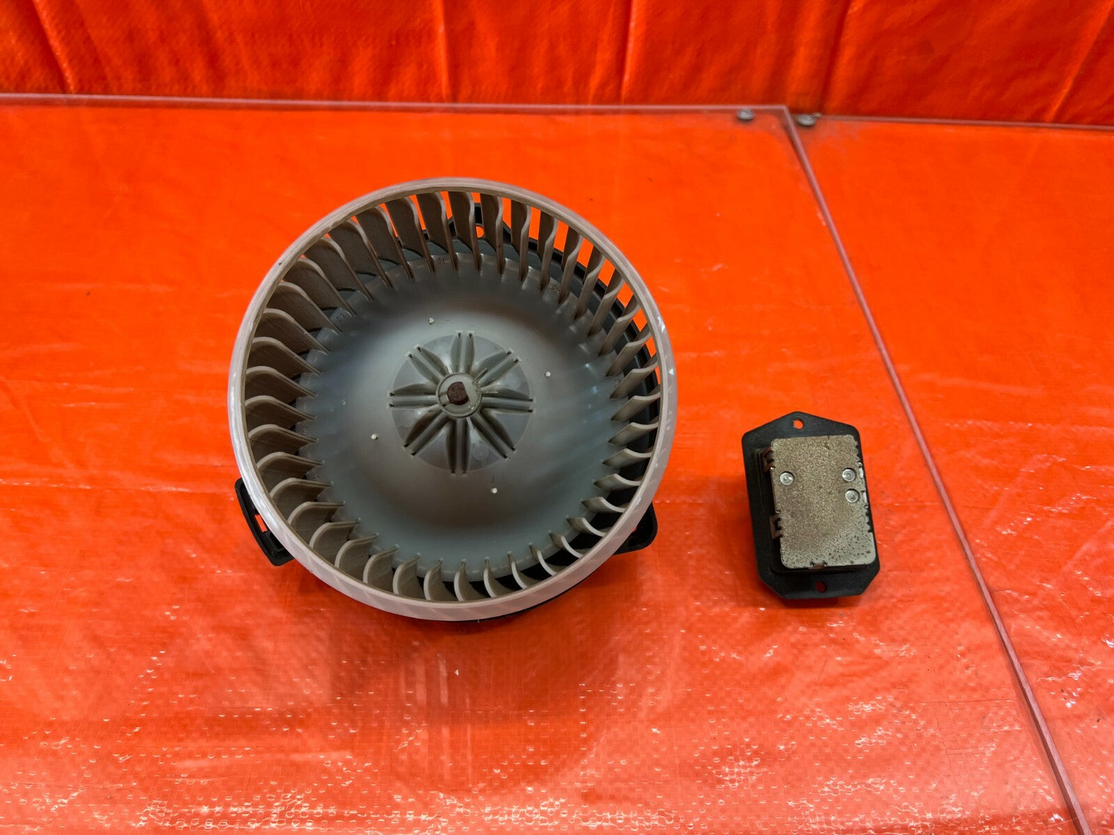 00 05 TOYOTA CELICA   GT & GT S   AC BLOWER MOTOR & RESISTOR KIT   OEM OE #1035