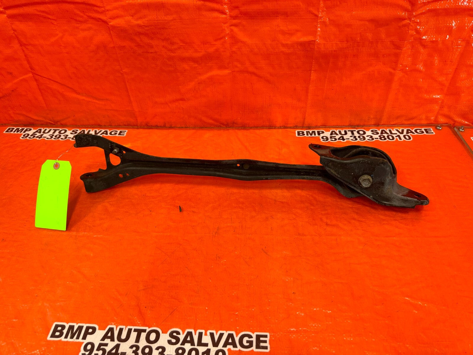 97 01 HONDA PRELUDE   DRIVER LEFT REAR TRAILING ARM    OEM #2599