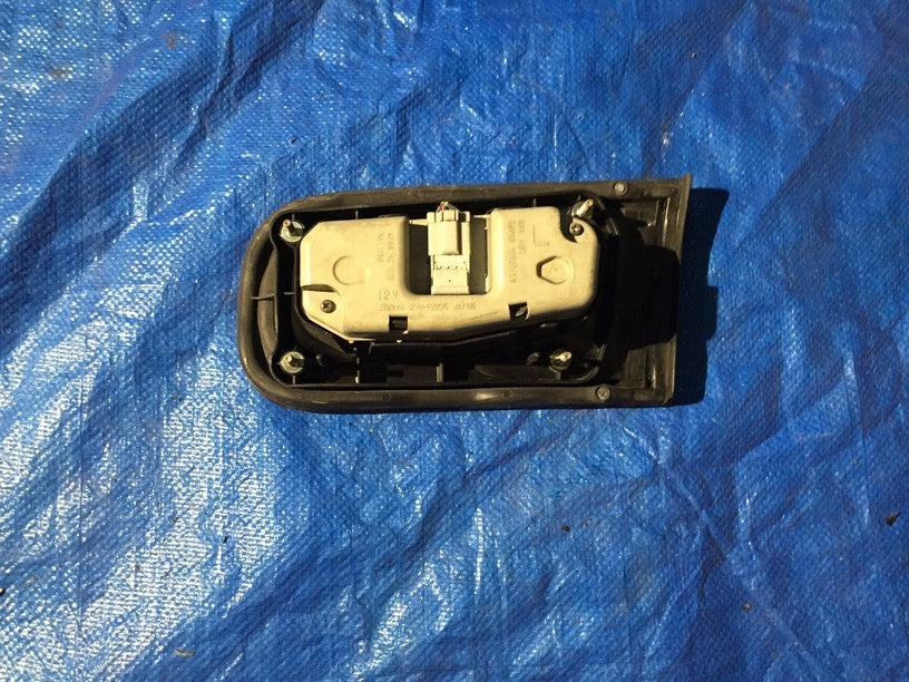 OEM 1994   1995 Acura Integra SEDAN Driver Side Left Inner Tail Light #11123