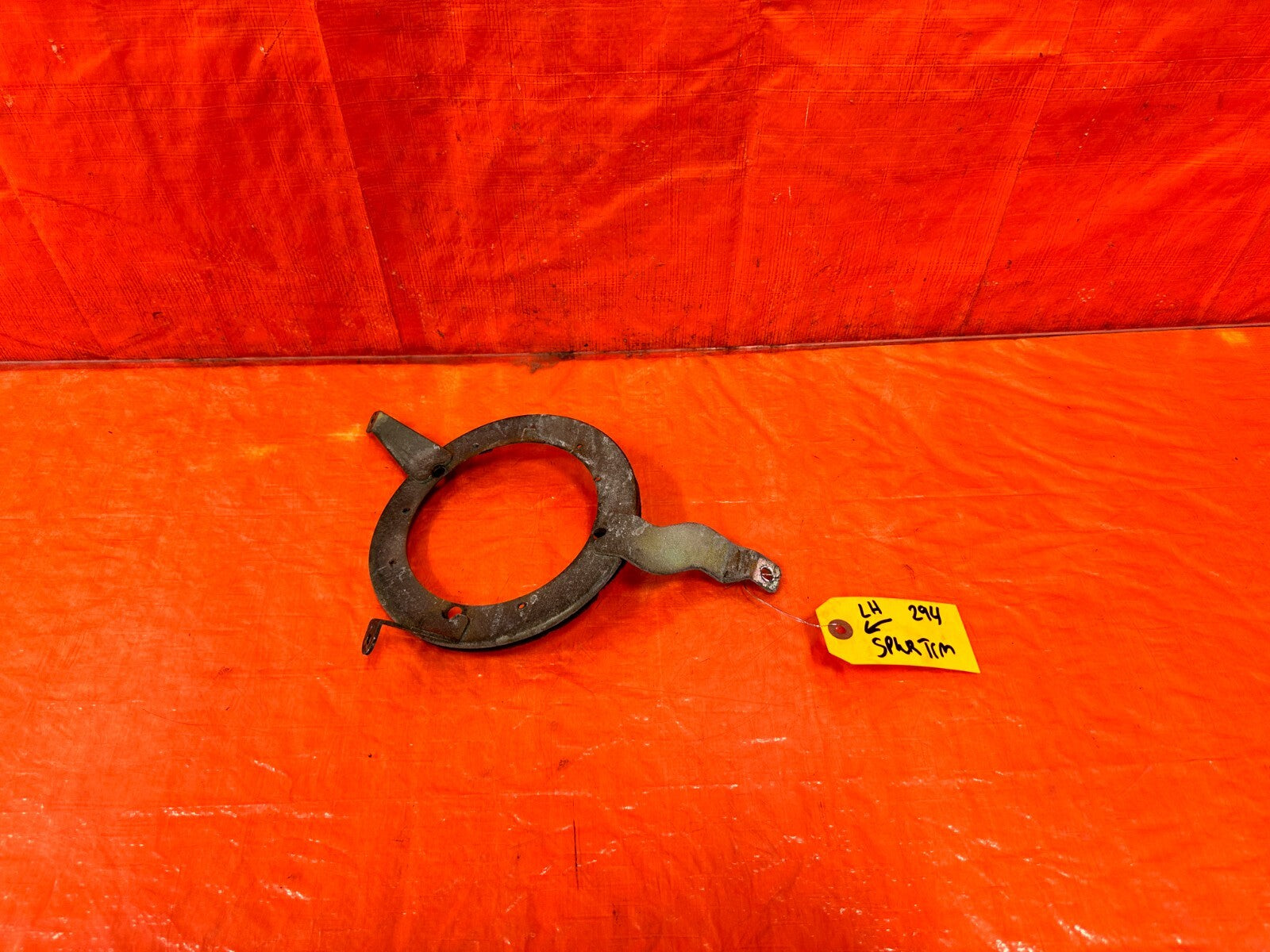 93 97 HONDA DEL SOL   DRIVER LEFT REAR SPEAKER BRACKET   OEM FACTORY #2940