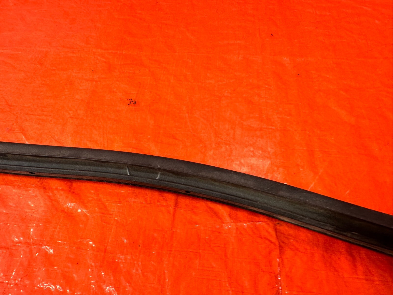 08 14 SUBARU IMPREZA WRX WAGON   DRIVER LEFT FRONT DOOR WEATHER STRIP GASKET 2835