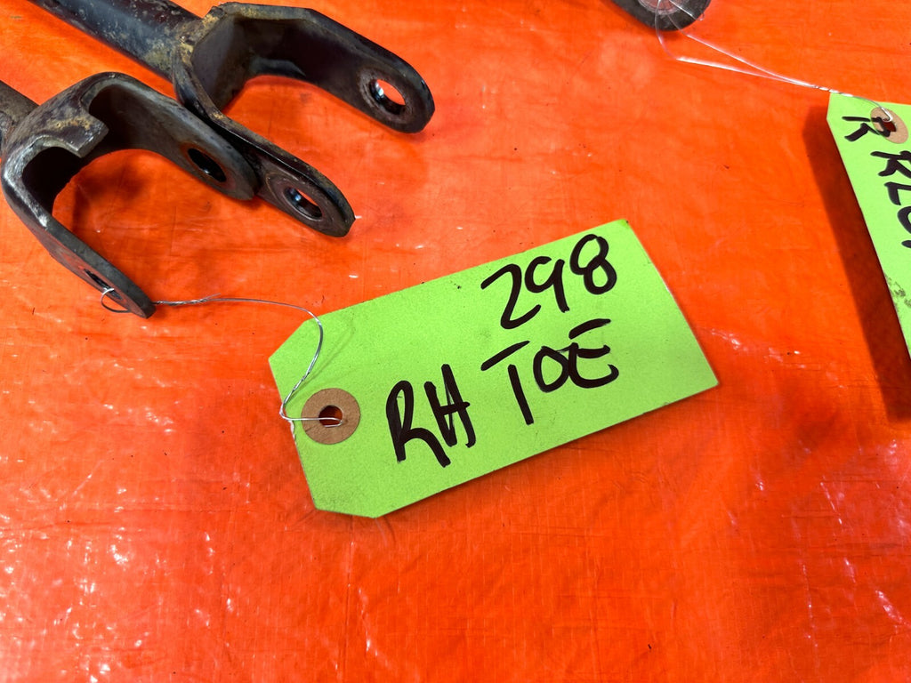 03 07 INFINITI G35 COUPE RIGHT REAR SPINDLE KNUCKLE HUB W/ ALL CONTROL ARMS 2985
