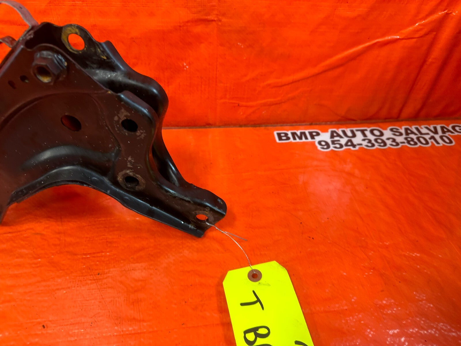 97 01 HONDA PRELUDE AUTOMATIC REAR TRANSMISSION BRACKET T BRACKET OEM #2525