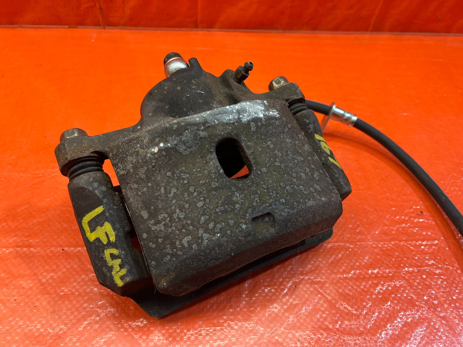 98 02 HONDA ACCORD EX LX 2.3L   DRIVER LEFT FRONT BRAKE CALIPER   OEM #1675