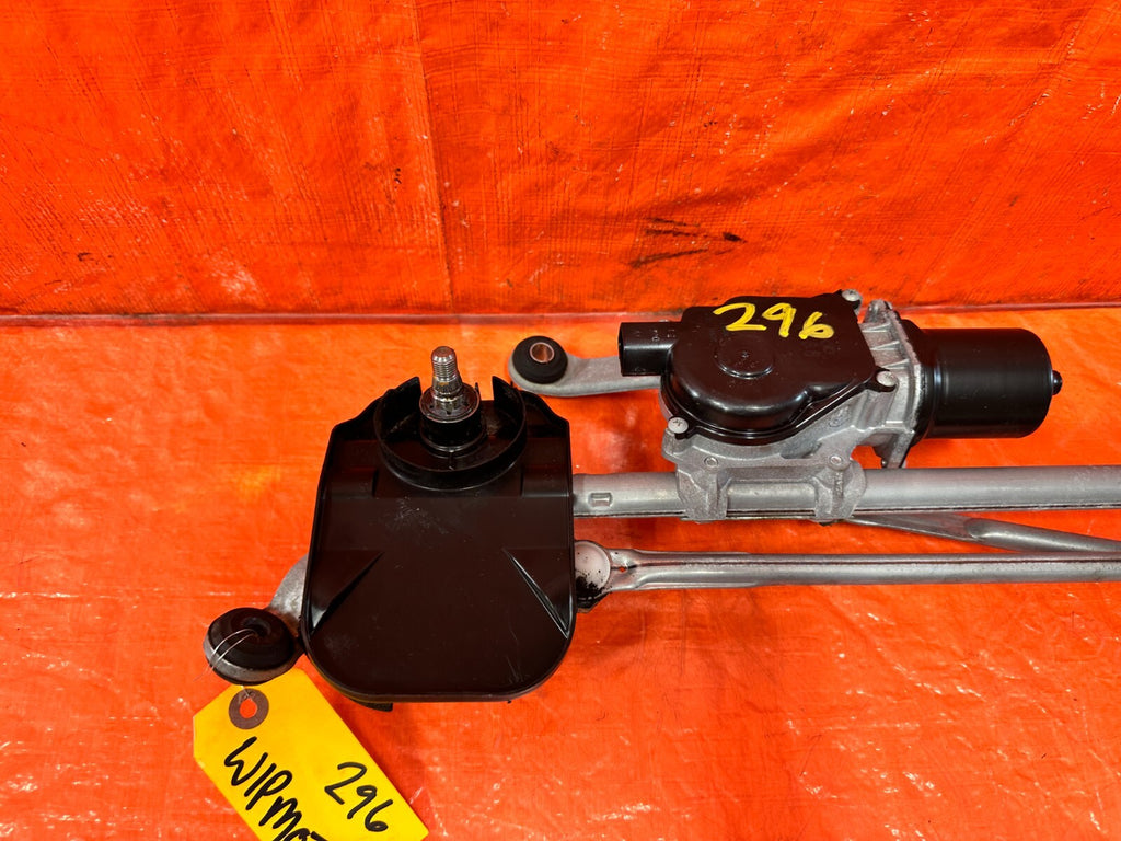 14 20 INFINITI Q50 Q60   WINDSHIELD WIPER MOTOR W/ LINKAGE   OEM FACTORY 2962