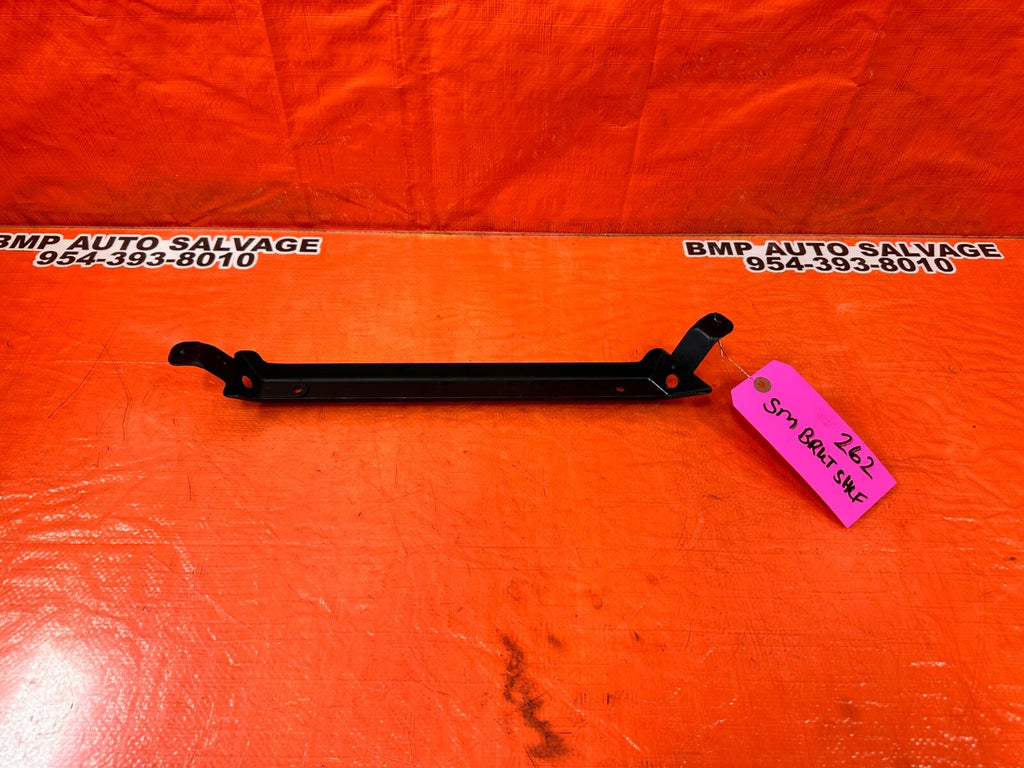 2004 04 NISSAN 350Z   MOUNTING BRACKET   OEM FACTORY OE #2620