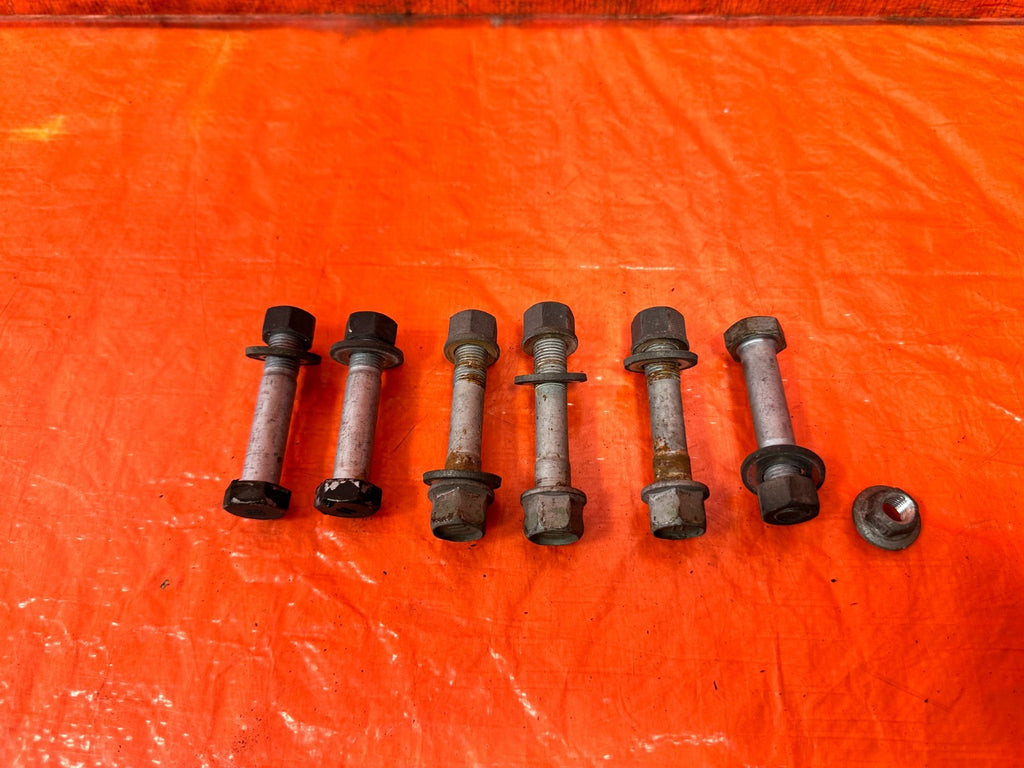 08 15 INFINITI G37 & Q60 DRIVESHAFT DRIVE SHAFT PROPELLER SHAFT BOLTS   OEM 3204