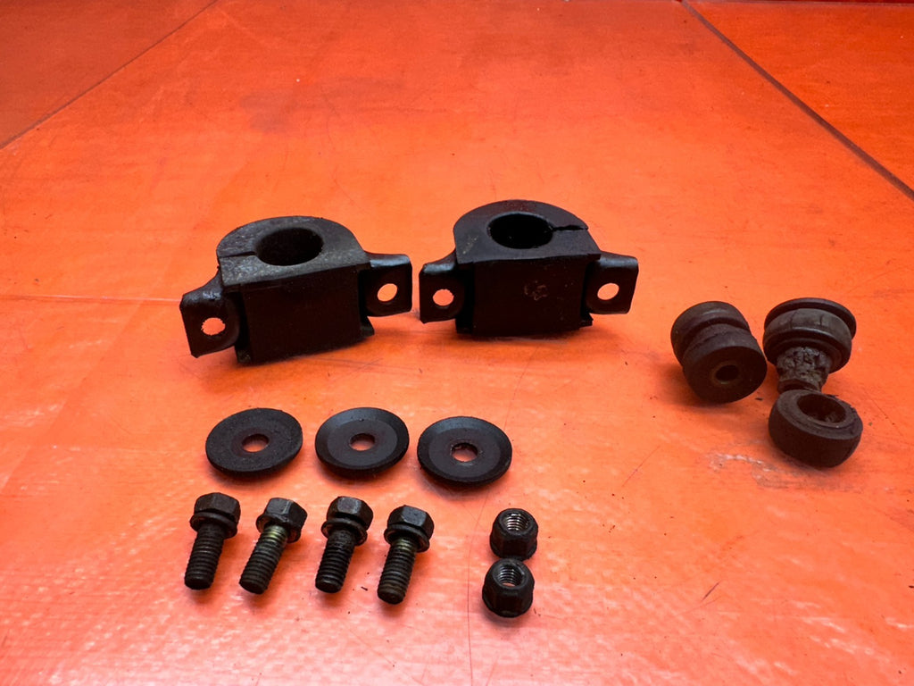 97 01 HONDA PRELUDE 2.2L FRONT SWAY BAR MOUNT BRACKETS & HARDWARE SET OEM #3357