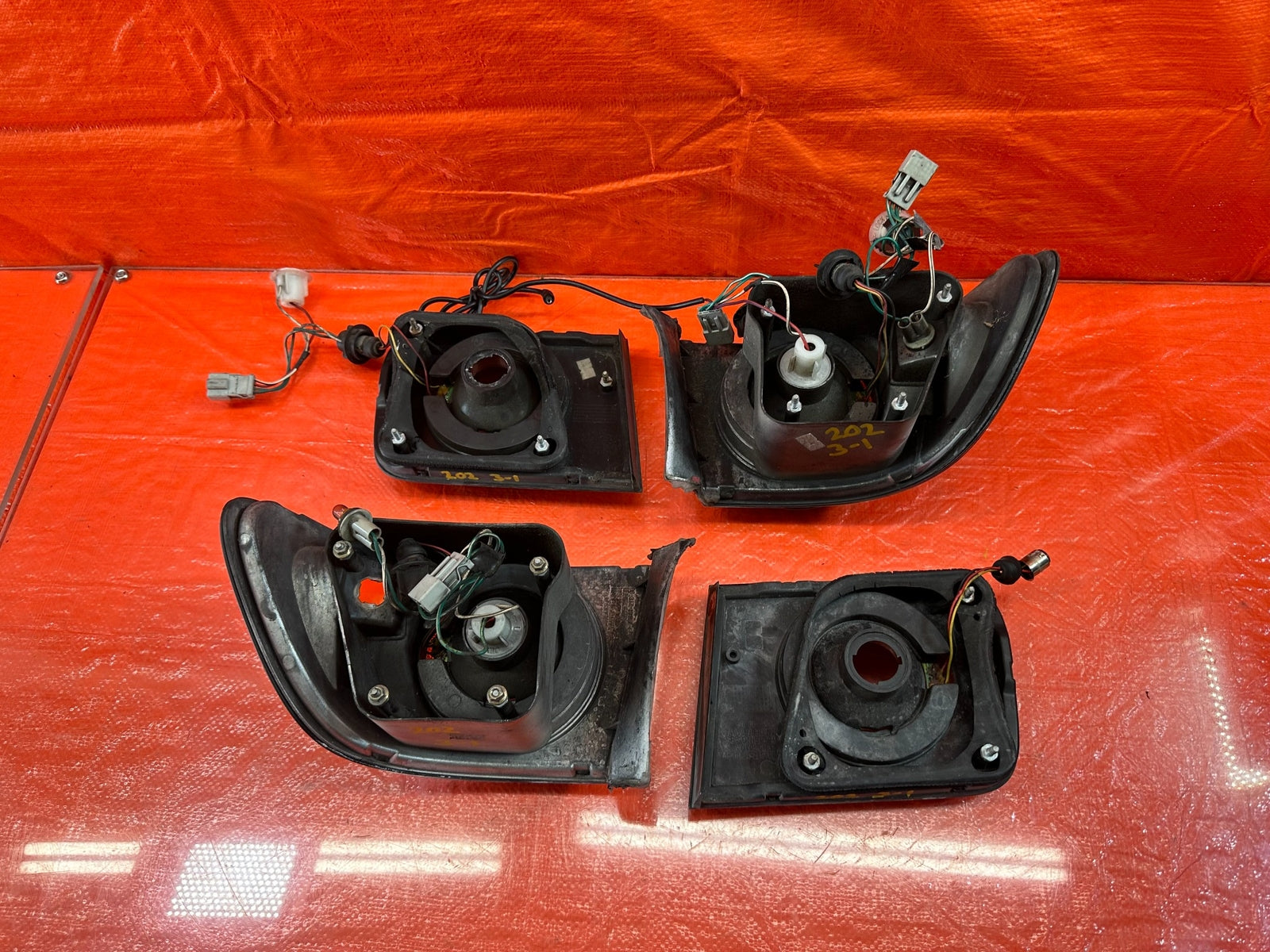 96 00 HONDA CIVIC COUPE   ALTEZZA TAIL LIGHTS / TAIL LAMPS   #20216