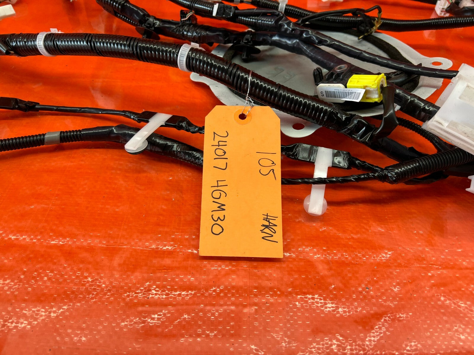 14 15 INFINITI Q50   REAR CHASSIS FLOOR FUEL PUMP WIRING HARNESS WIRE LOOM #1053