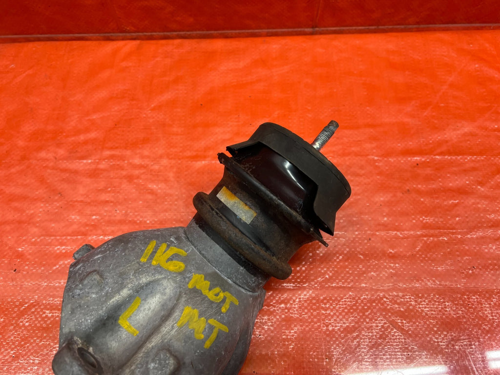 09 12 INFINITI FX35   DRIVER LEFT MOTOR MOUNT AND BRACKET   OEM FACTORY OE #1165