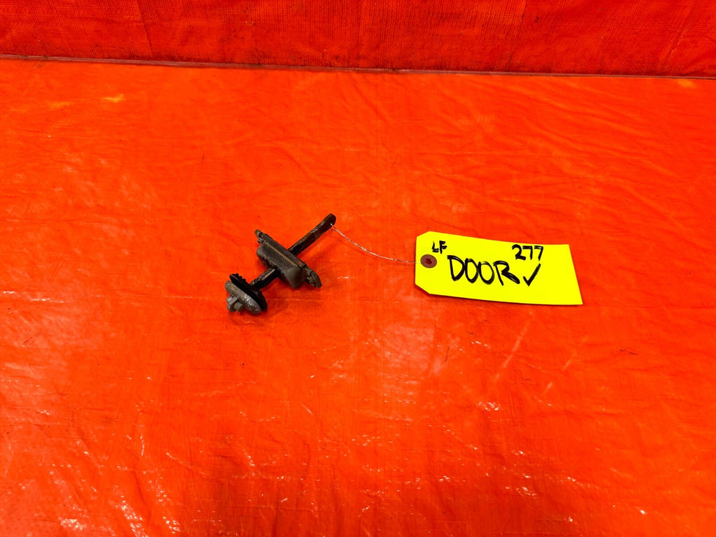 88 89 HONDA CRX   DRIVER LEFT FRONT DOOR CHECKER HINGE ARM STOPPER   OEM #2770