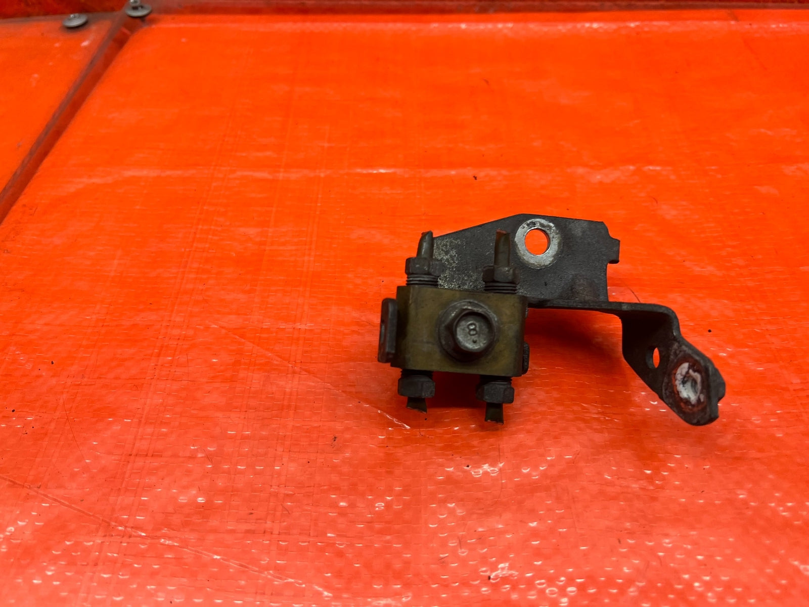 15 19 SUBARU WRX & STI   BRAKE PROPORTIONING VALVE PROP VALVE   OEM #1704