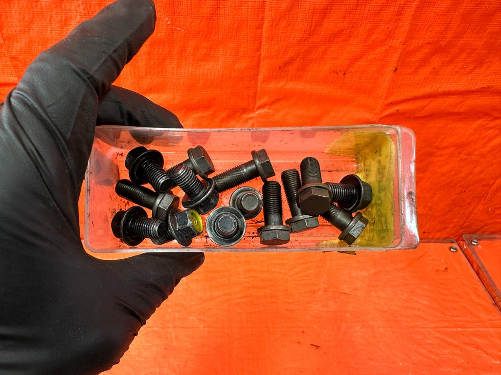13 16 HYUNDAI GENESIS COUPE   AUTOMATIC TORQUE CONVERTER FLEXPLATE BOLTS OEM 3180