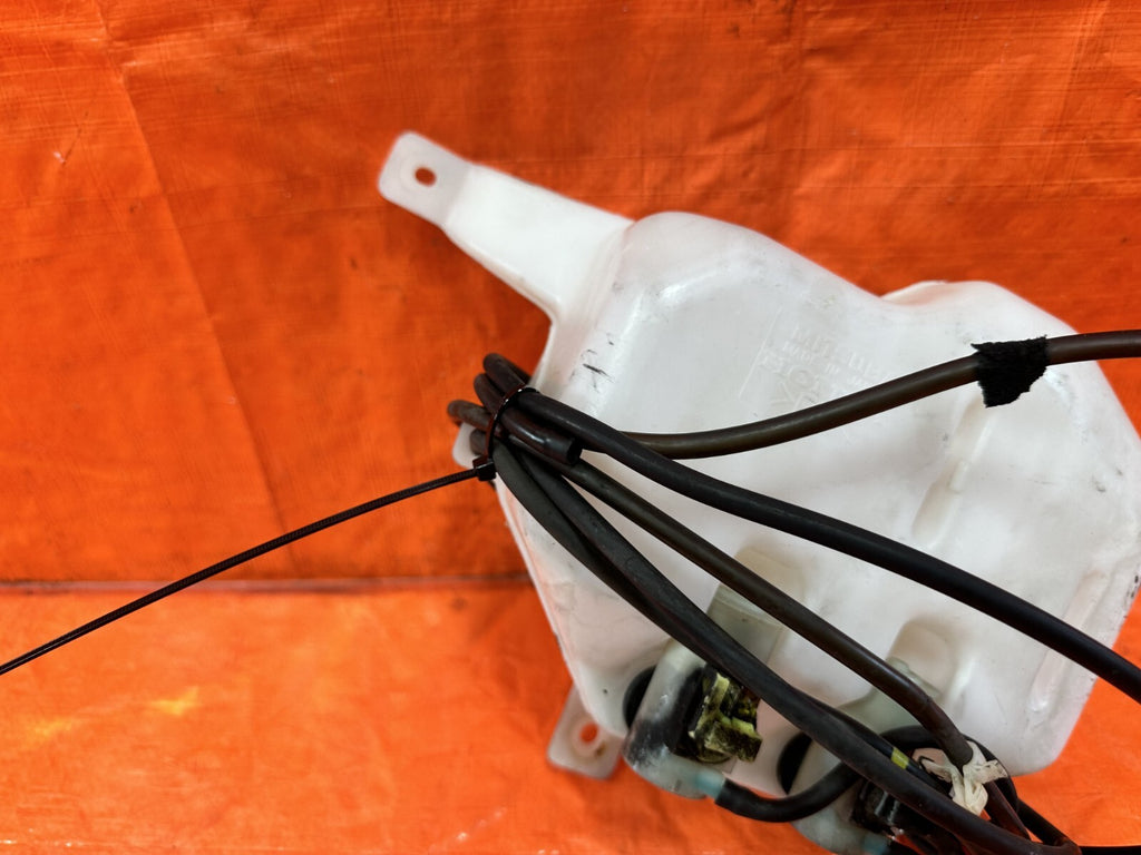 02 06 ACURA RSX TYPE S   WINDSHIELD WIPER RESERVOIR W/ MOTOR   OEM OE #2712