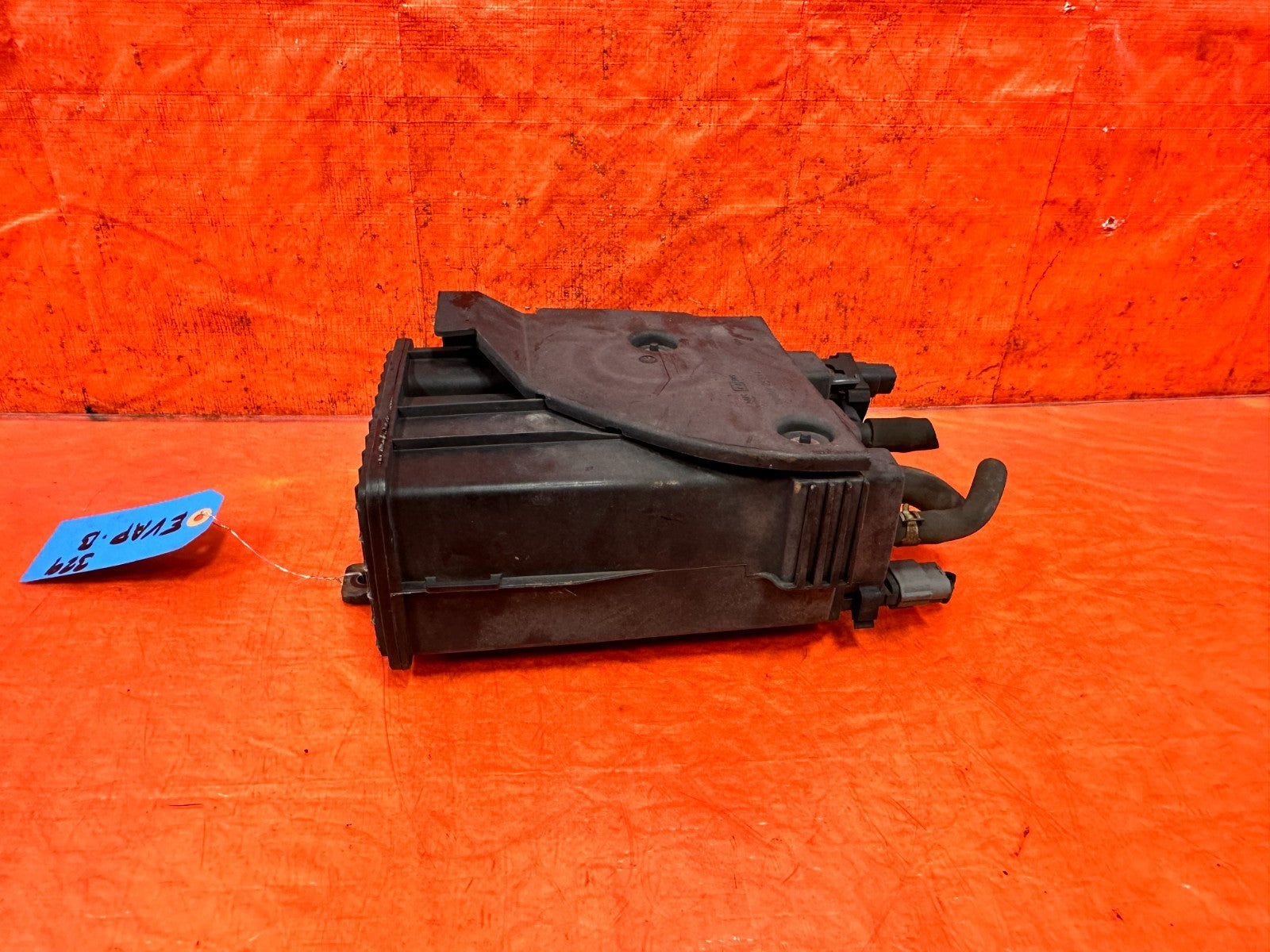 08 15 INFINITI G37 2D COUPE   FUEL VAPOR CHARCOAL EVAP TANK CANISTER  OEM 3292
