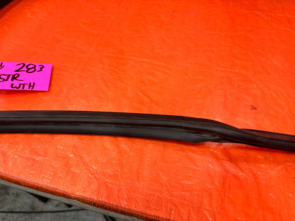 08 14 SUBARU IMPREZA WRX WAGON   DRIVER LEFT REAR DOOR WEATHER STRIP GASKET 28311