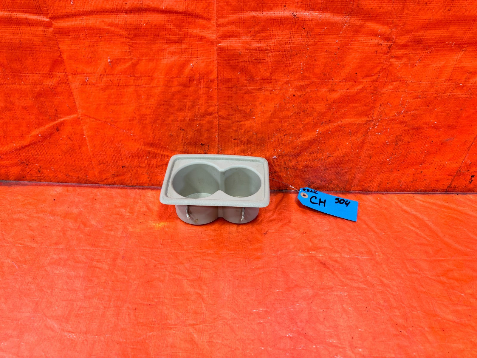 04 08 ACURA TSX   REAR SEAT CUP HOLDER   OEM 3040