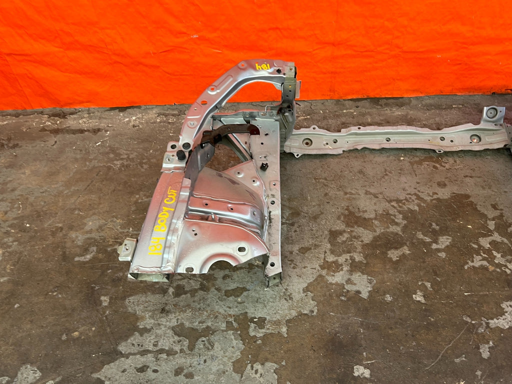18 21 HONDA ACCORD   FRONT CHASSIS SHOCK TOWER RADIATOR SUPPORT BODY CUT OEM 18418