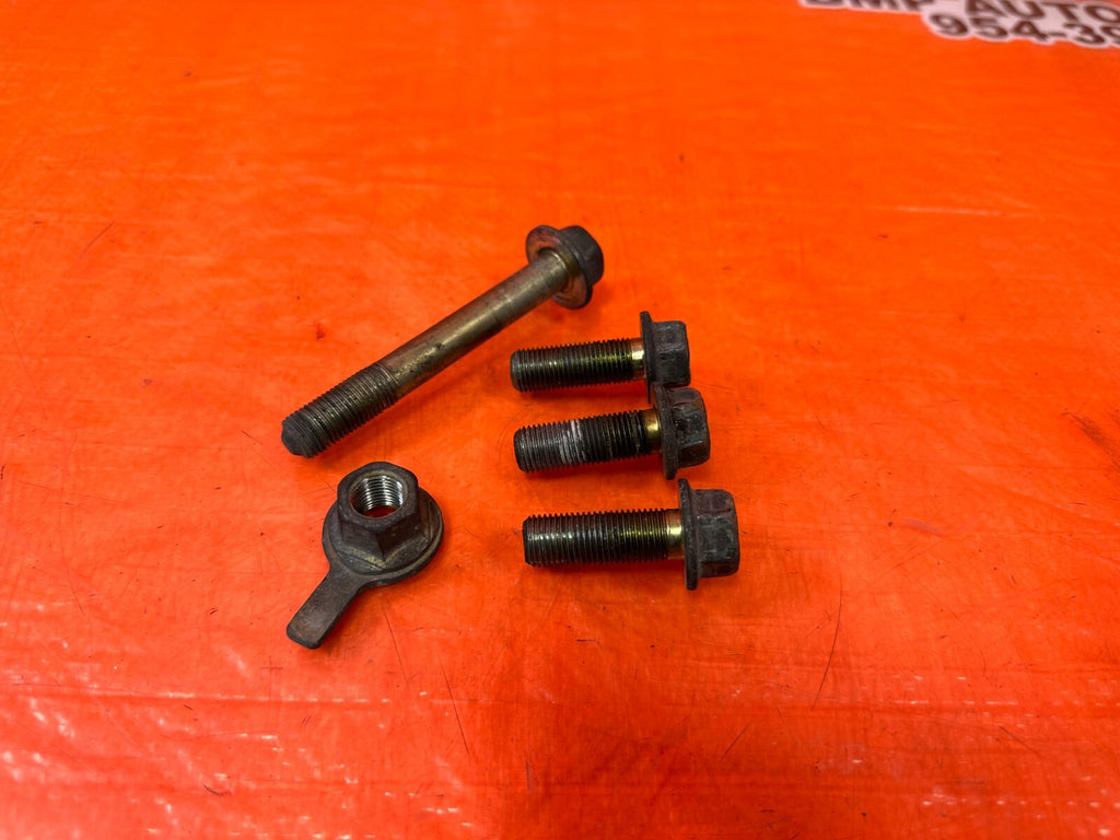 02 05 HONDA CIVIC SI EP3 HATCH   FRONT TRANSMISSION MOUNT BOLTS HARDWARE OEM 2580